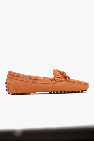 West To West حذاء لوفر نسائي من الجلد المدبوغ باللون الوردي