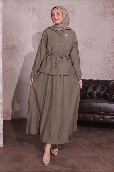 TRENDTESETTÜR KADIN KAHVE BROŞLU ETEKLİ TAKIM T 9274