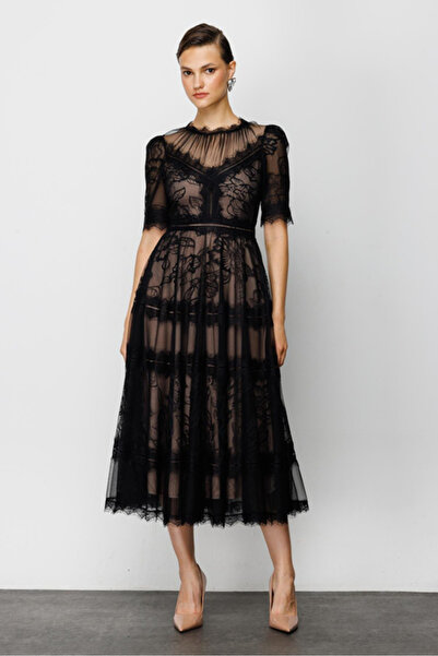 Nefeli Siyah Dantelli Elbise