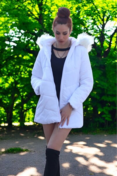 Toridas Kapüşonlu Kürklü Kışlık Orta Boy Şişme Kadın Mont