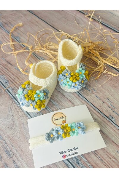 seraskids Hand Knitted Cream Color Flower Bunch Baby Girl Shoes Booties and Bandana Set
