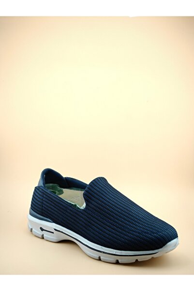 IN SOLE Lightweight, easy-to-wear athletic walking shoe