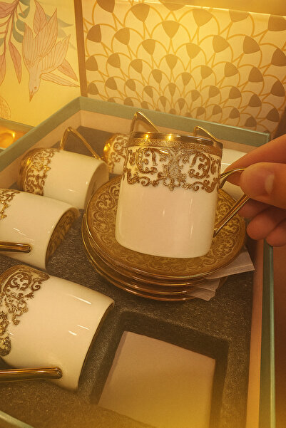 Paçi Gold Gilt Embossed 6 Person Coffee Cup Set