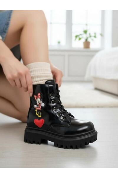 MARKABONİ Kız Çocuk Suya Soğuk Havaya Dayanıklı Minnie Figürlü Kışlık Siyah Rugan Bot Ayakkabı