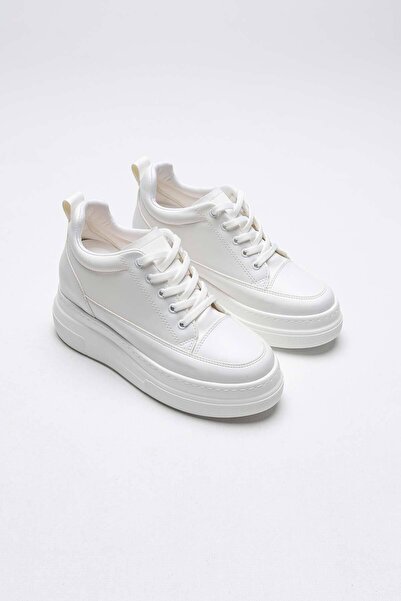 Zerenyus حذاء رياضي نسائي أبيض بكعب مخفي 8 سم من أليكسيس بريميوم