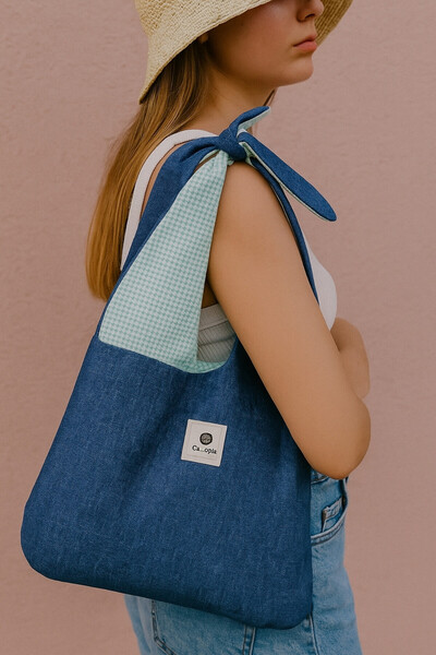 Calliopia Pinterest Mavi Pötikareli Kurdele Detaylı Kot Çanta