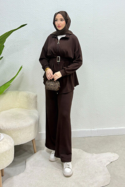 Tesettür Diyarı مجموعة ديفا المربوطة بحزام من قماش المودال - بني مرير