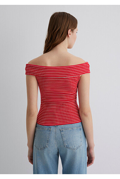 Mavi Red Striped Off-Shoulder Ball - Fitted Cut1612866-88688