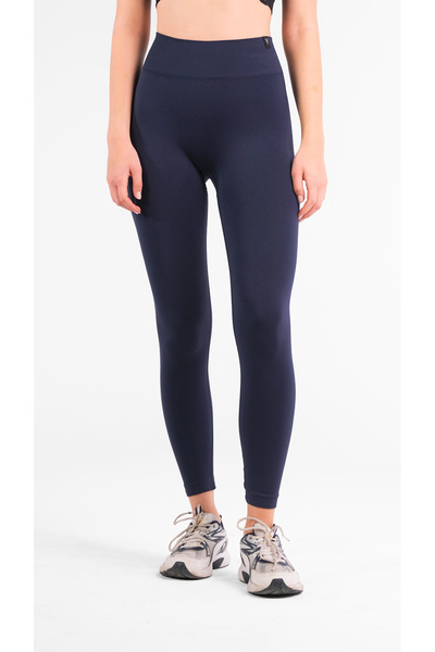 cervus سروال درزة مخفية نيرو للسيدات – خصر عالٍ، يبرز انحناءات الجسم وبنطال رياضي مرن