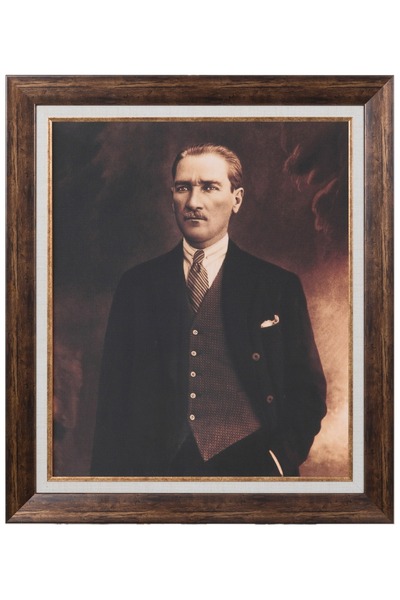 Burak Gökbulut - Ekspres Reklam Atatürk Portresi 64x75cm (0329 Yelekli)