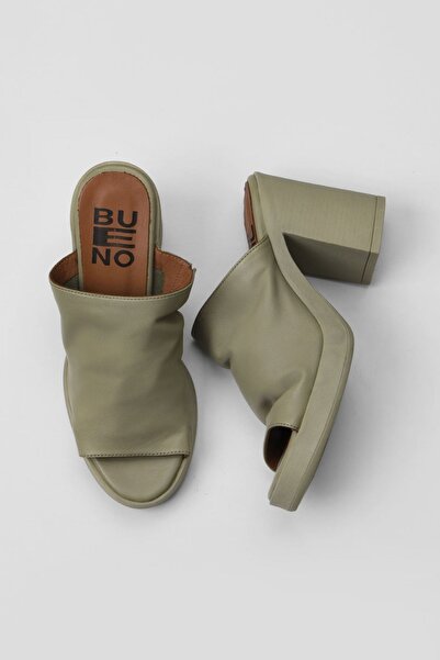 Bueno Shoes Γυναικείες δερμάτινες παντόφλες χακί με τακούνι - 01wy12306