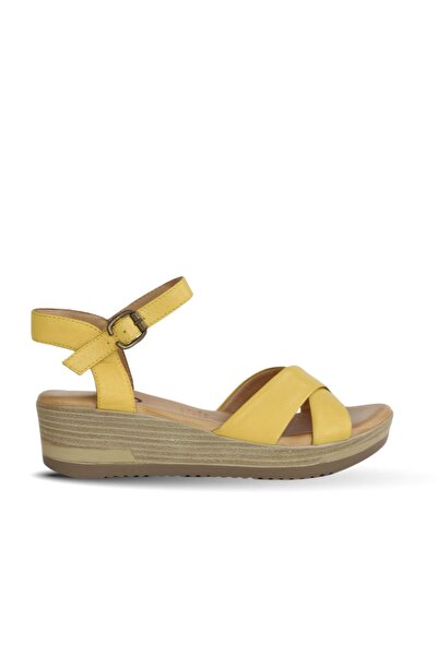 BUENO Shoes Sarı Deri Kadın Dolgu Topuklu Sandalet 01wl3303