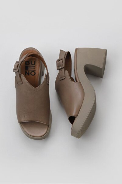 Bueno Shoes 01wy12208 Μοντέλο Γκρι δερμάτινα γυναικεία πέδιλα με τακούνι