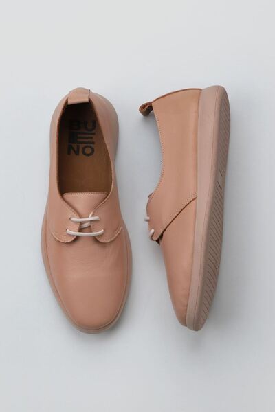 Bueno Shoes Pantofi plati de damă din piele deschisă pudră 01wy1509