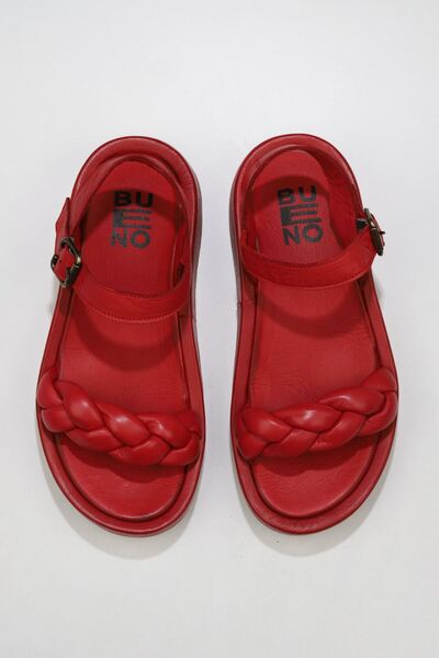 Bueno Shoes Sandale plate de damă din piele roșie 01wu4641