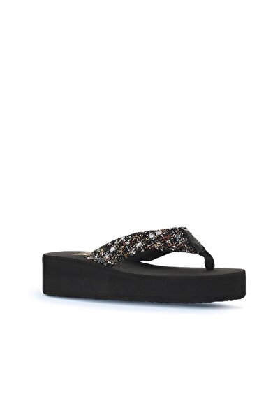 Bueno Shoes Siyah Hasır Kadın Dolgu Topuklu Terlik 26wt190244