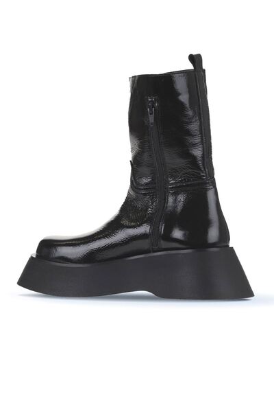 Bueno Shoes Lakkbőr fekete női éksarkú csizma - 01wv5101