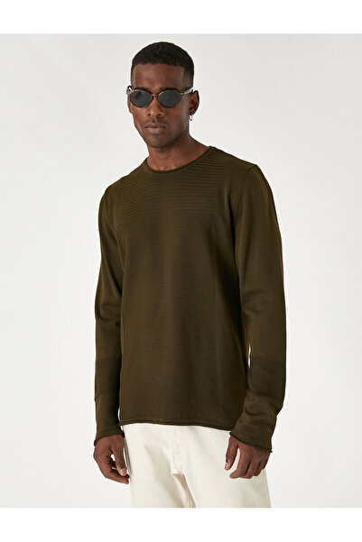 Koton Pullover mit geprägtem Muster und Rundhalsausschnitt