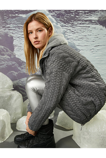 Koton X Şahika Ercümen - Jachetă cu aspect tricotat, buzunare și fermoar