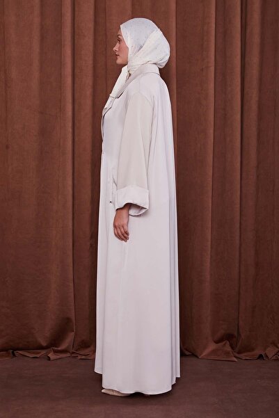 Levidor Beige Organza - Ferace Collar Detailed