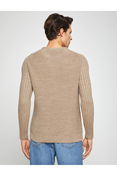 Koton Βασικό Πλεκτό Πουλόβερ με λαιμόκοψη με μακρύ μανίκι Slim Fit