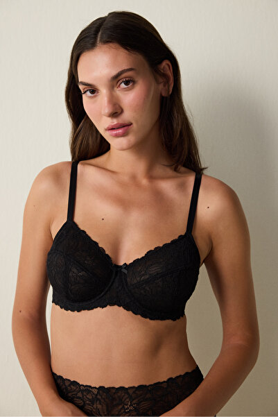 Penti Černá curvy krajková kosticová podprsenka bez vycpávek