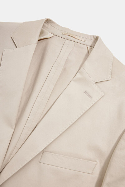 W Collection BEIGE BUTTONED SUIT