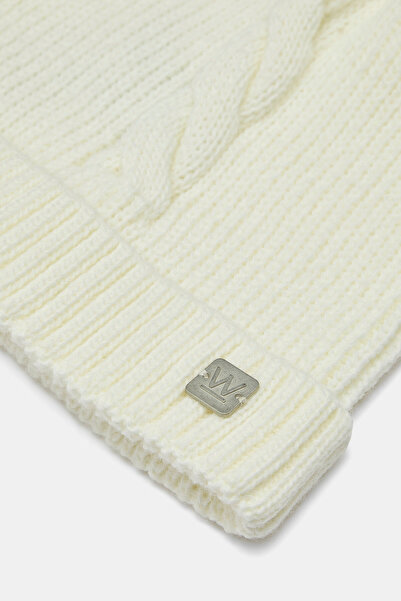 W Collection Ekru Beret