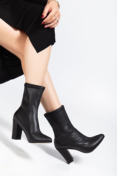 Hayalimdeki Ayakkabı Women's Black Stretch Leather Pointed Toe Thick Heeled Boots