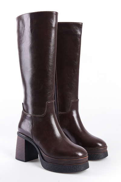 Capone Outfitters Γυναικείες μπότες Beatrice με στρογγυλό τακούνι