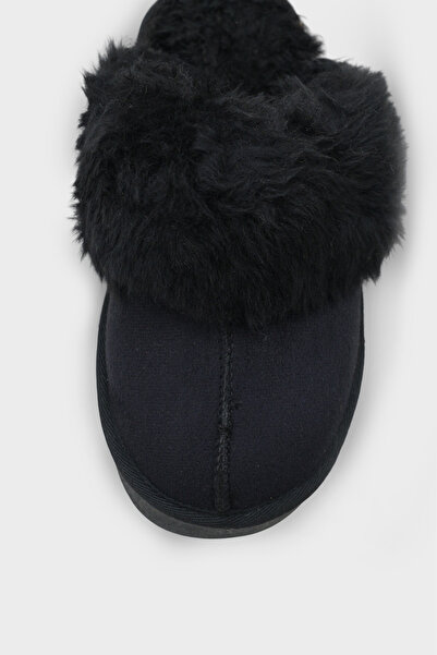 Capone Outfitters Florri Tüylü Burnu Kapalı Kadın Terlik
