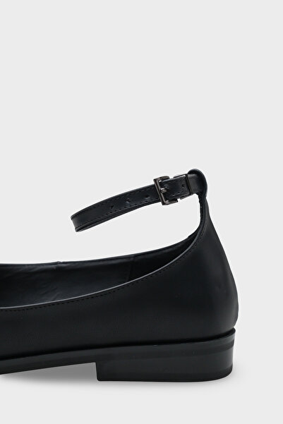 Capone Outfitters Helaine Women's Ballet Flats