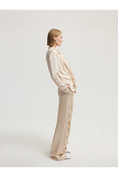 BAQA السراويل البيج التفاصيل الترتر