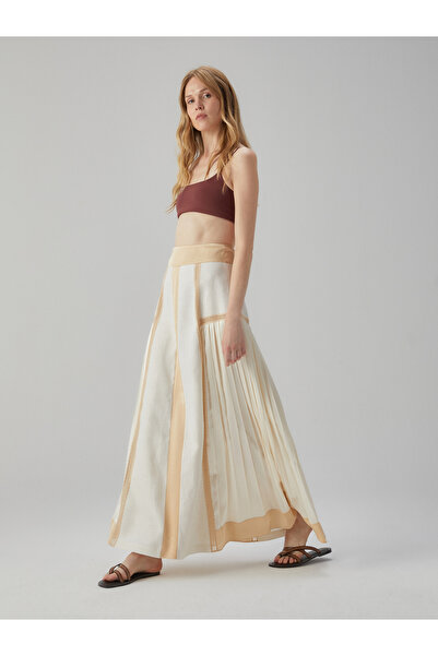 BAQA Pleated Detailed Long Skirt