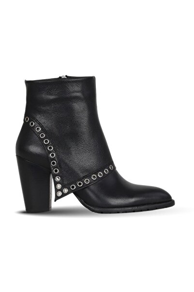 Bueno Shoes Black Crispy Leather Women's Heeled Boots 33Wb14005