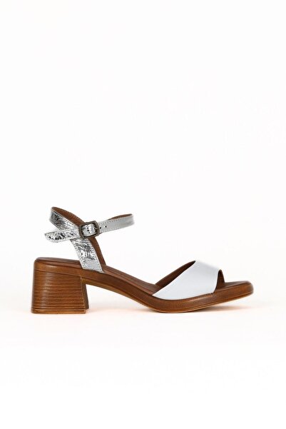 Bueno Shoes Λευκά Δερμάτινα Γυναικεία Σανδάλια με Τακούνι 01we3802