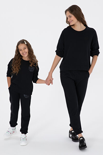 U.S. Polo Assn. Kız Çocuk Siyah Simli Baskı Detaylı Jogger Eşofman Altı 50316...