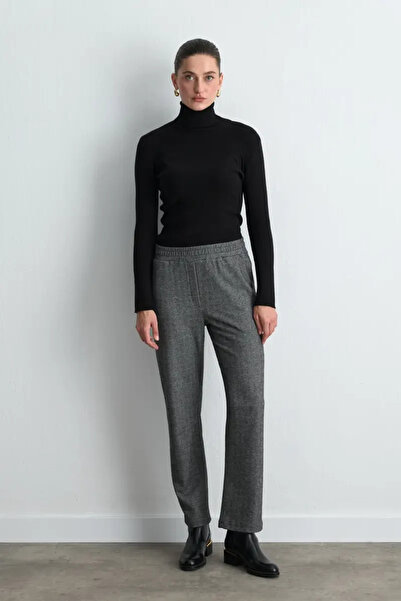 Gusto Herringbone Carrot Pants - Gray