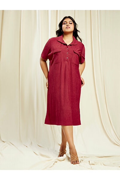 Globus By Styli Plus Size Maroon Buttoned Midi Dress