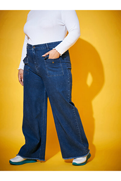 Sassafras By Styli Plus Size Straight Leg Jeans