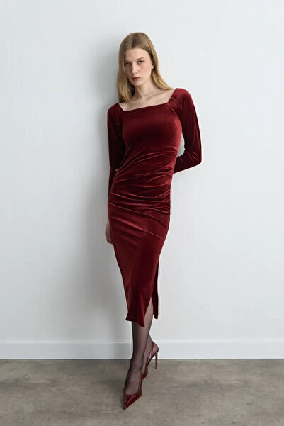 Gusto Kare Yakalı Uzun Kadife Elbise - Bordo