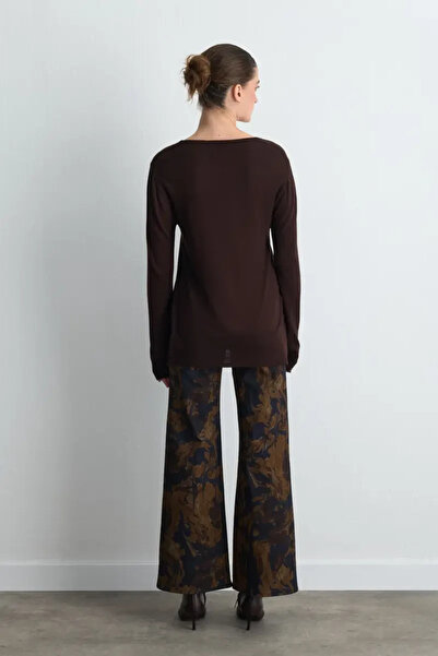 Gusto Μάλλινα πλεκτά με λαιμόκοψη V - Καφέ