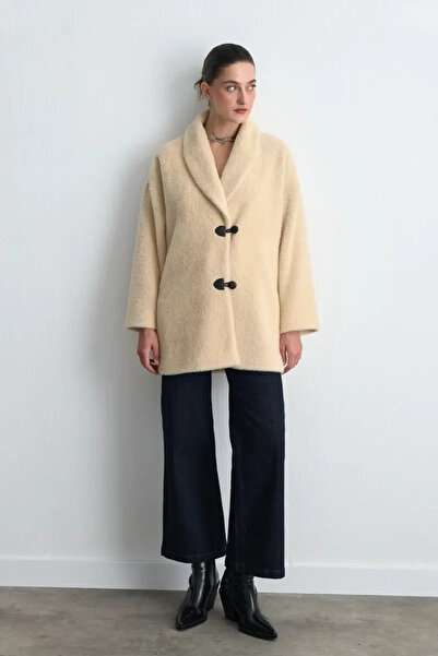 Gusto Shawl Collar Plush Coat - Beige
