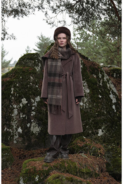 Fatma Atasoy Oversize Tay Tüyü Kahverengi Basic Kaban