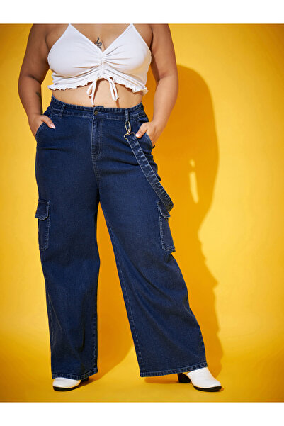 Sassafras By Styli Plus Size Straight Leg Cargo Jeans