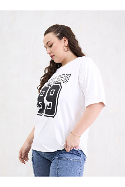 Sassafras By Styli Plus Size White Graphic Print T-Shirt