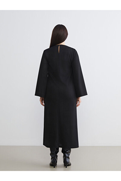 LC Waikiki Φόρεμα Soulife Μαύρο Plus Size με λαιμόκοψη και κορδόνι