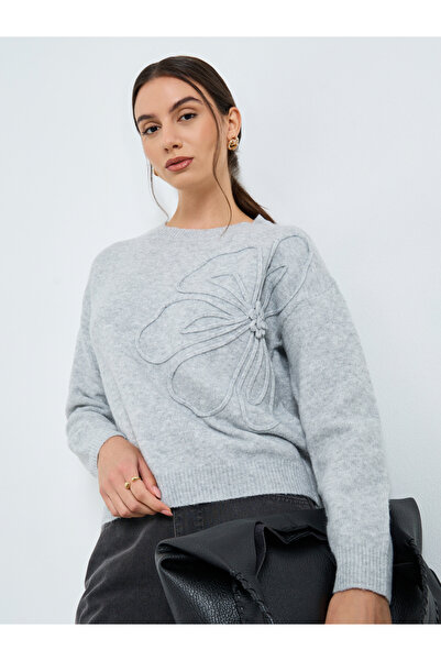 Take Two By Styli Grey Floral Applique Knit Sweater