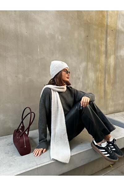 LAGRANZE Fuzzy 2-Piece Women's Scarf Beanie Set