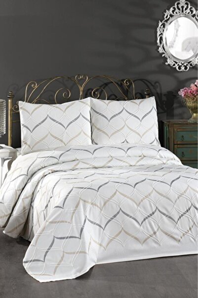 Çeyiz Diyarı Cuvertură de pat dublă din chenille brodată Yalina, 3 piese